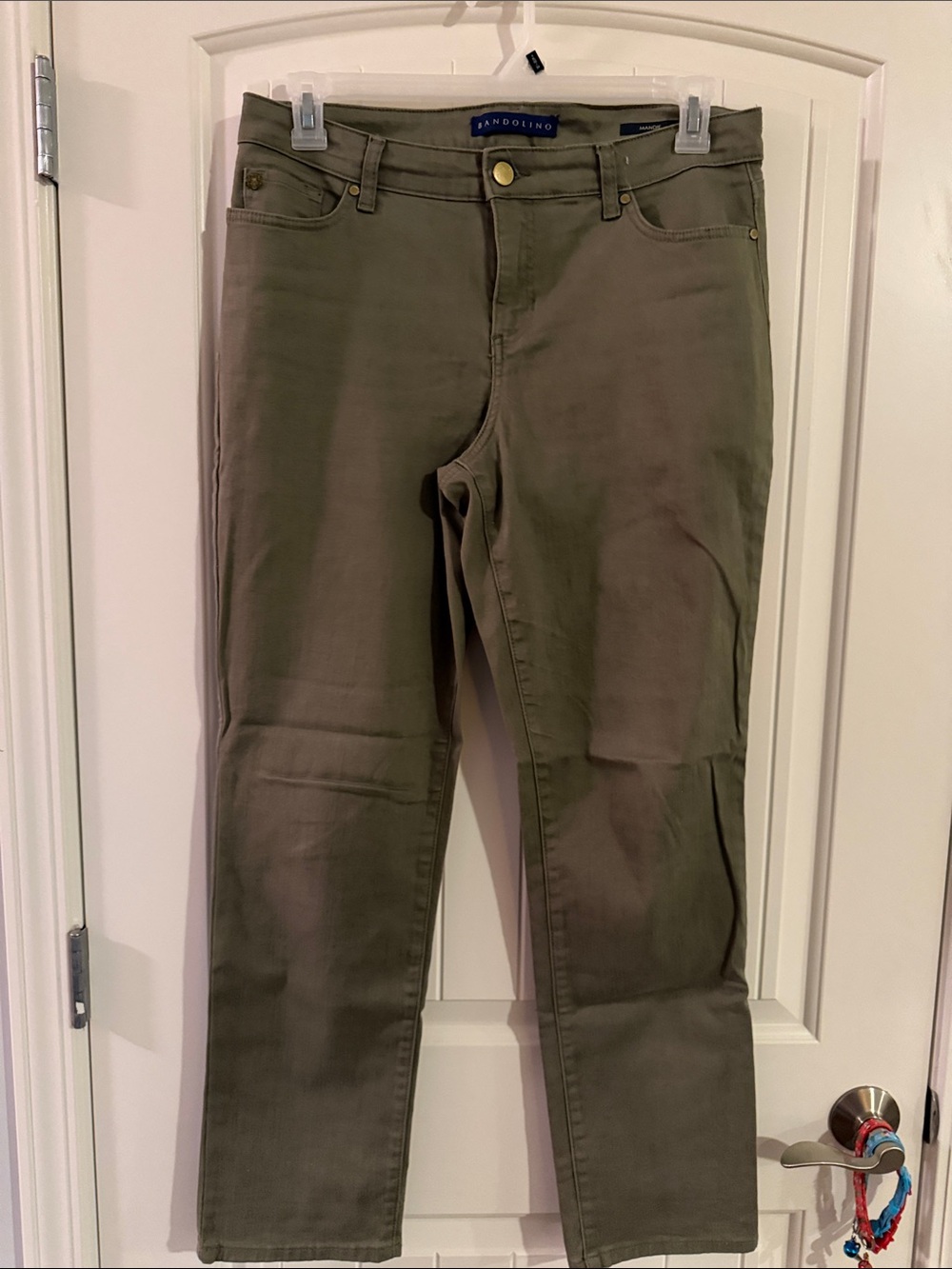 Bandolino Women's Straight-Leg Jeans in Olive